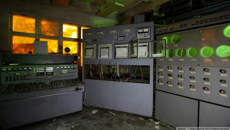 Illustration for article titled The Fading Grandeur of Abandoned Soviet Space Facilities